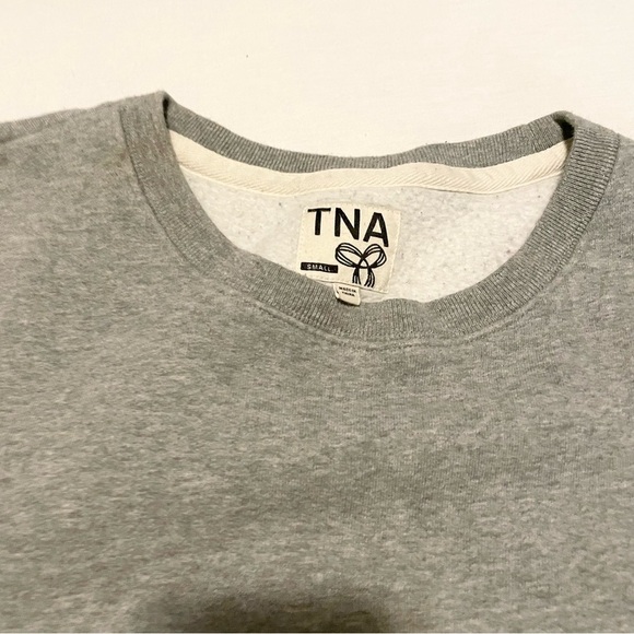 Aritzia TNA Sweatshirt Size Small Grey Long Sleeve Sweater - Picture 2 of 16
